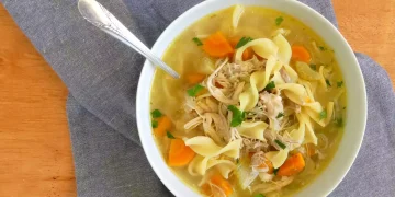 Рецепт курячого супу з локшиною в скороварці