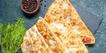 Як приготувати смачні чебуреки