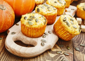 Гарбузові кекси для дітей