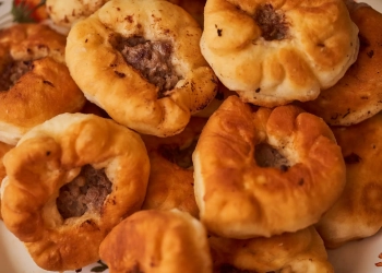 Тісто для біляшів на кефірі