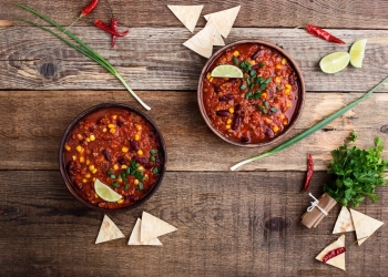 Класичний рецепт мексиканського чилі кон карне з квасолею