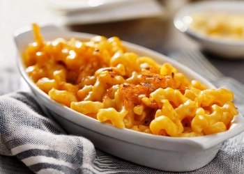 Макарони з сиром по-американськи