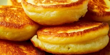 Як приготувати пишні оладки на кефірі