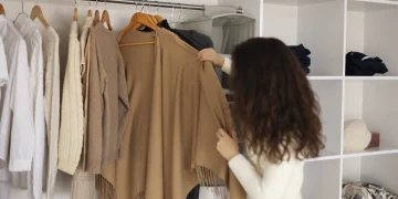 Як очистити одяг від чужої енергетики