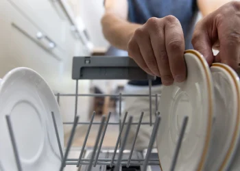 Що не можна мити в посудомийці