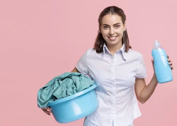 Як позбутися плісняви на одязі