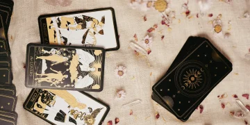 Гороскоп Таро на 28 березня 2025 для всіх знаків Зодіаку: розклад Таро онлайн