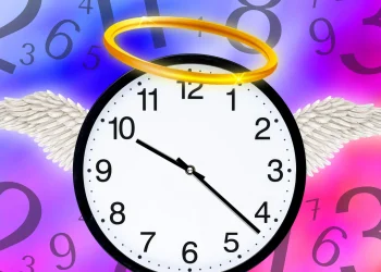 Що означає 22:22 на годиннику за ангельською нумерологією