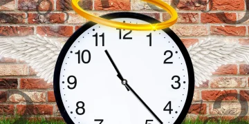 Що означає 23:23 на годиннику за ангельською нумерологією