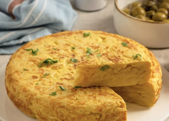 Як приготувати пишний омлет: поради та перевірені рецепти